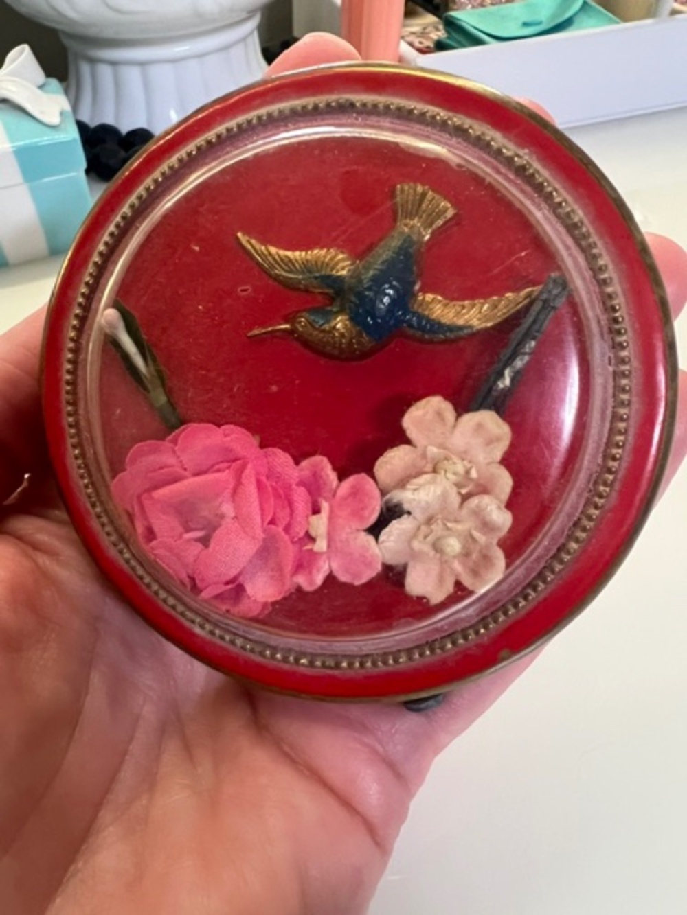 Vintage Art Deco/Retro powder compact